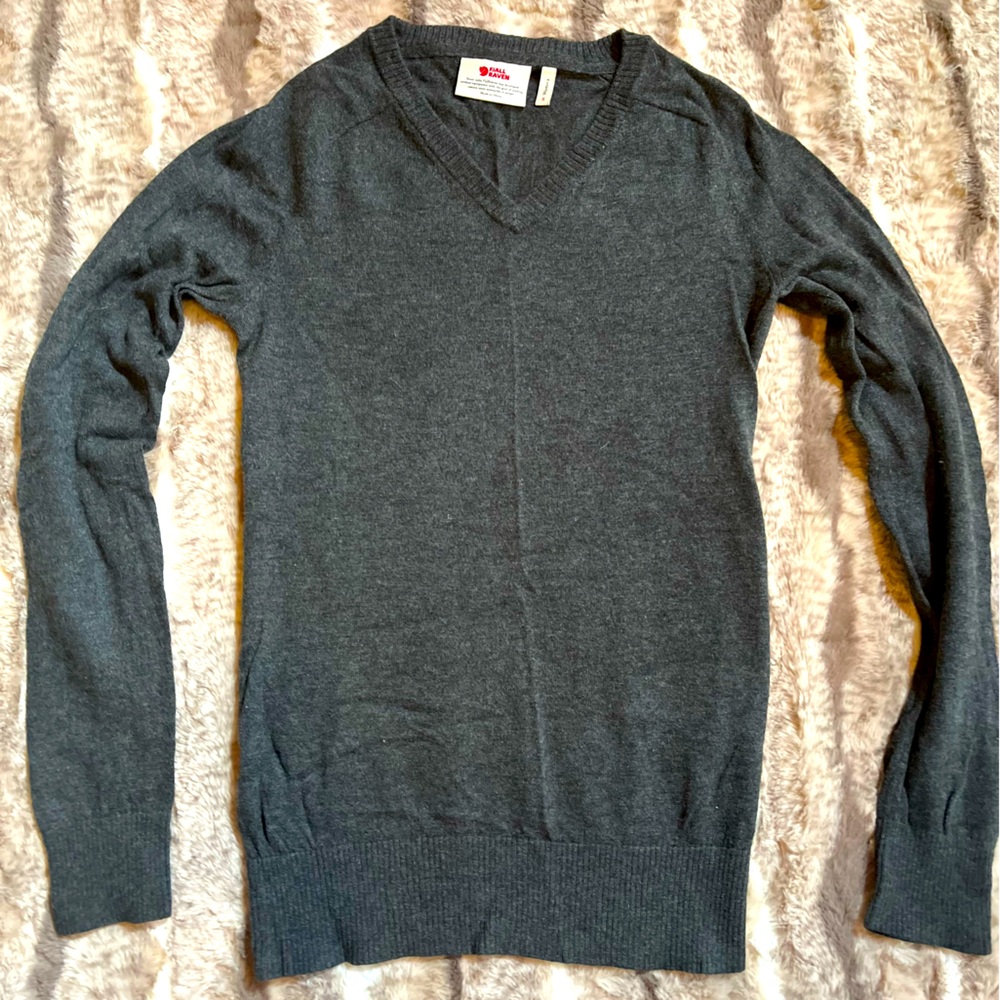 FjallRaven Sormland Knit Vneck Sweater Wool Lightweight Maroon Women’s Small